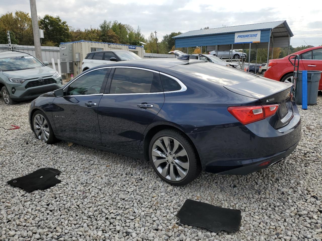 2016 Chevrolet Malibu - Image 2