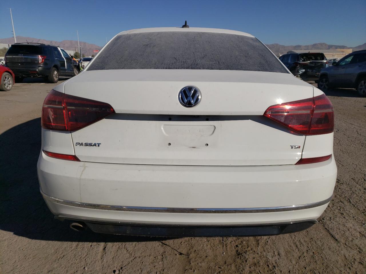 2018 Volkswagen Passat S VIN: 1VWAA7A35JC049792 Lot: 77642794