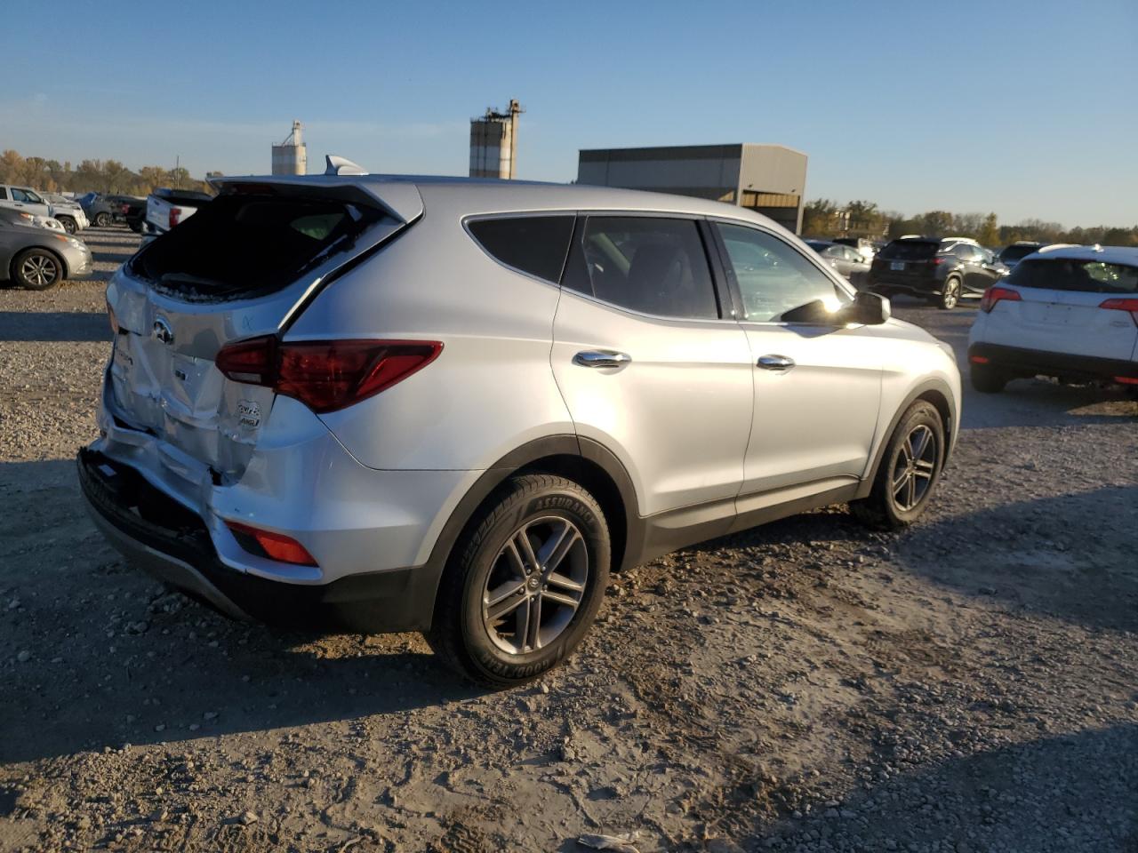2017 Hyundai Santa Fe - Image 3