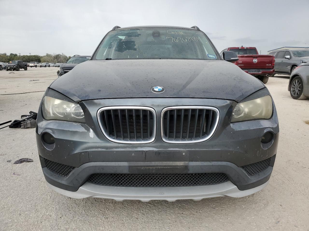 2015 BMW X1 - Image 5