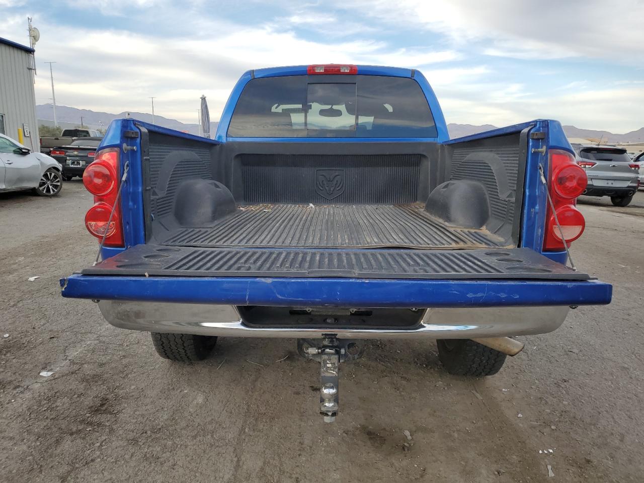 2007 Dodge Ram 1500 St VIN: 1D3HU18N87J592255 Lot: 77710564