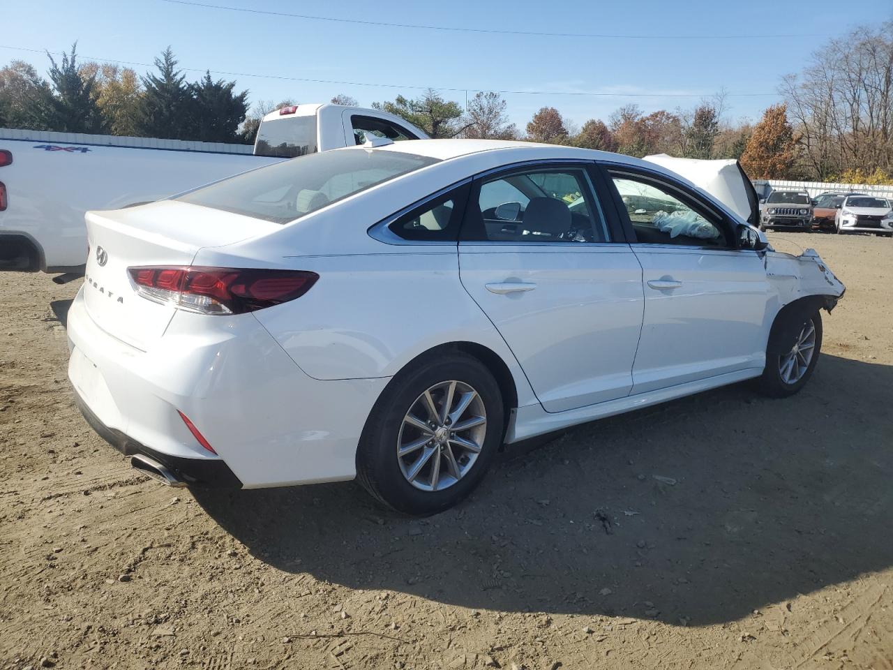 2018 Hyundai Sonata - Image 3