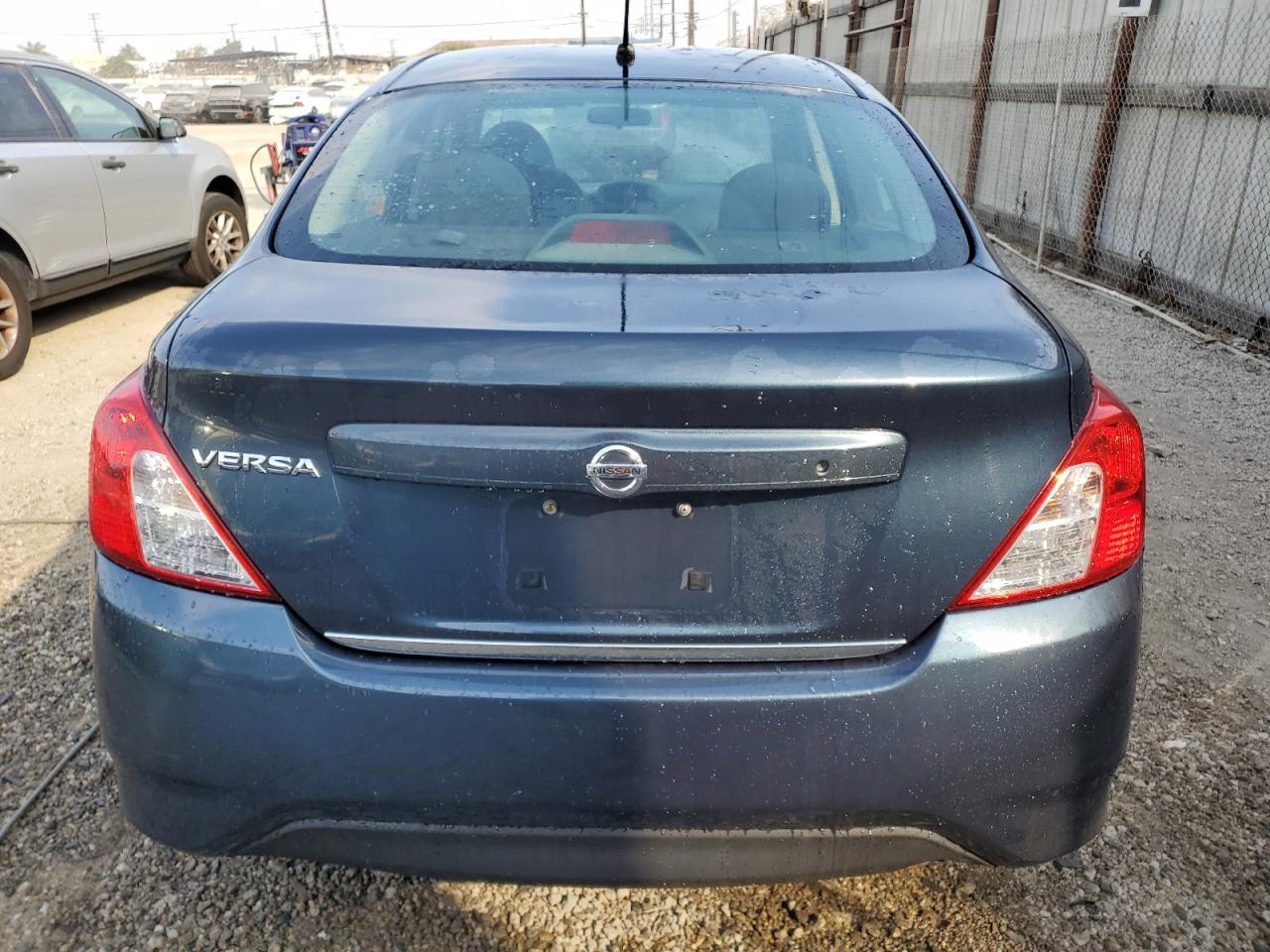 3N1CN7AP1FL898450 2015 Nissan Versa S