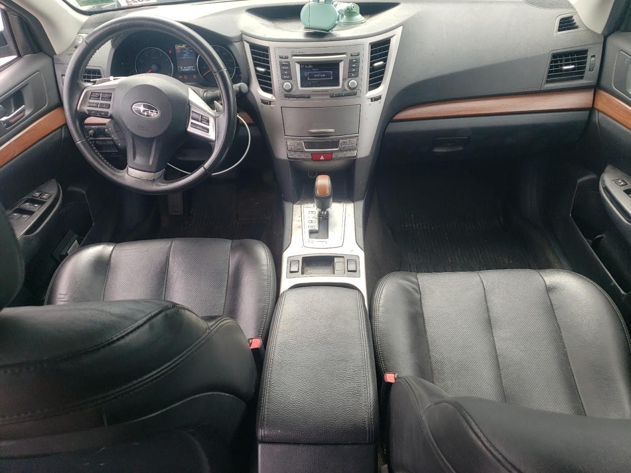 2013 Subaru Outback - Image 8
