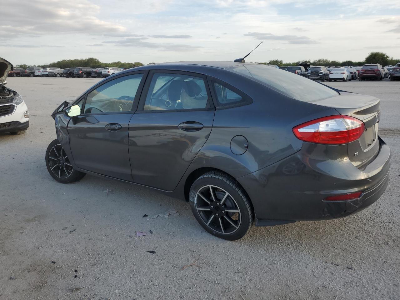 2019 Ford Fiesta - Image 2