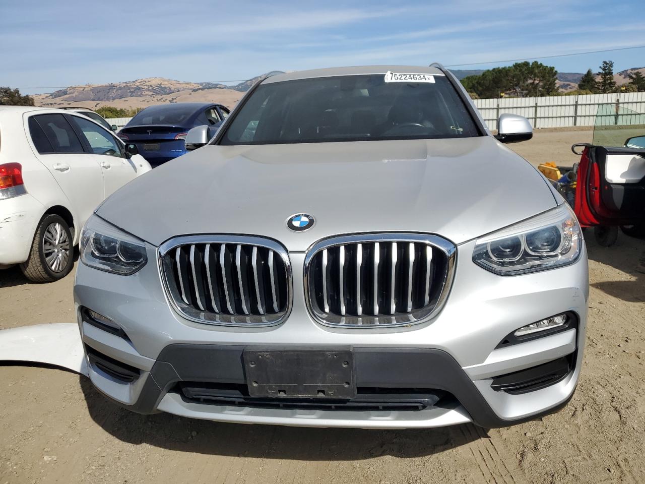 VIN 5UXTR9C54JLD66561 2018 BMW X3 no.5