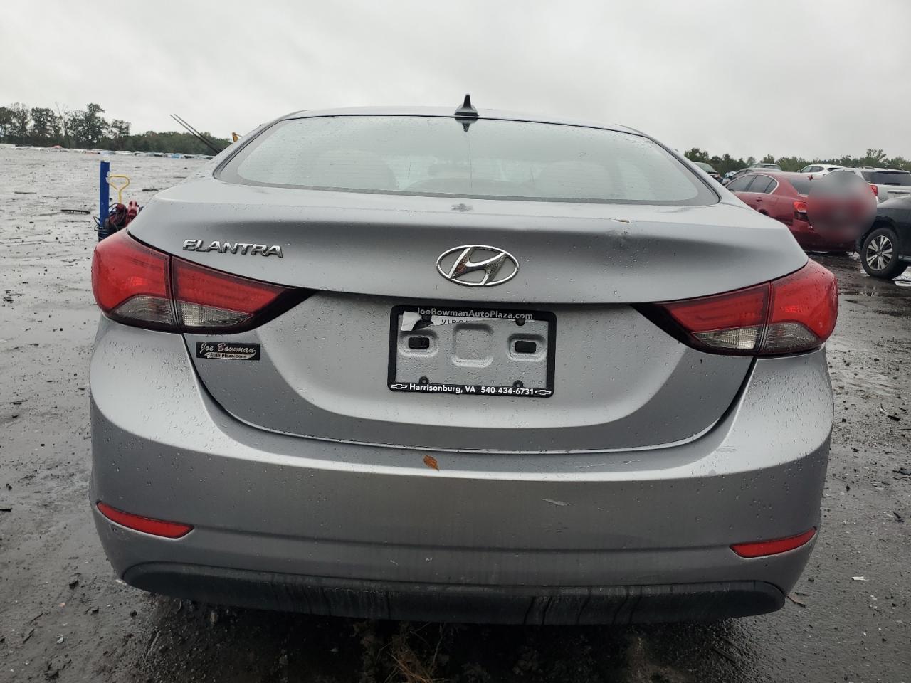 5NPDH4AE0GH676053 2016 Hyundai Elantra Se