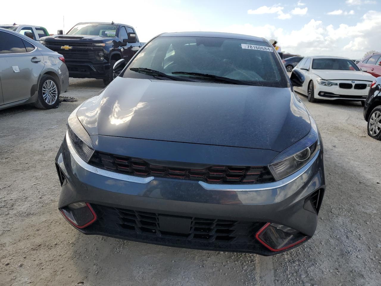 2023 Kia Forte - Image 5