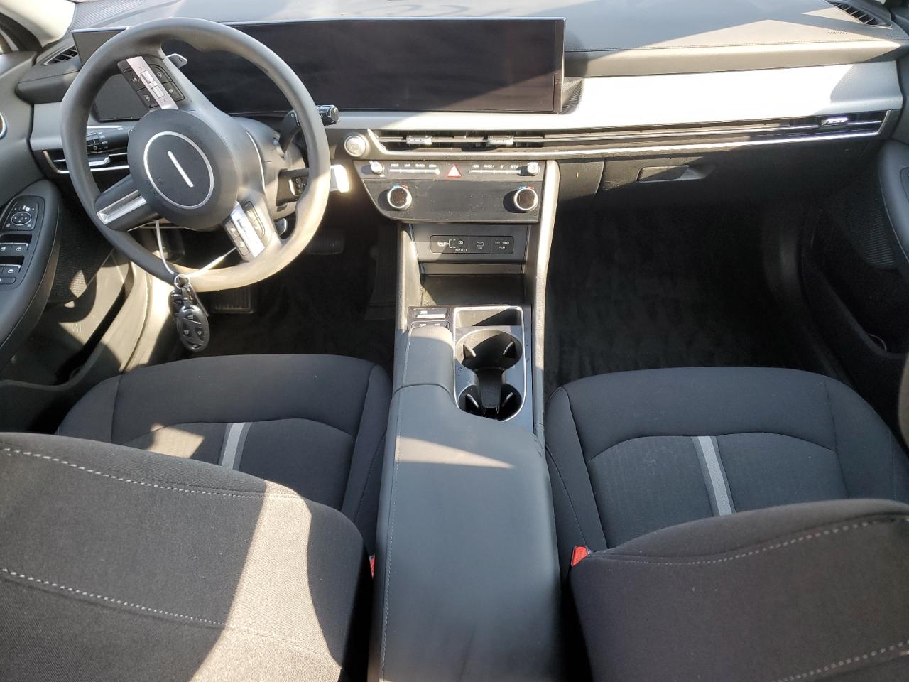 2024 Hyundai Sonata - Image 8
