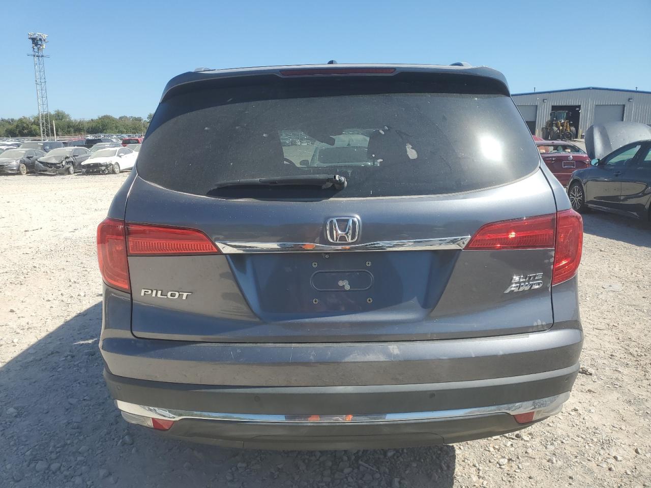 5FNYF6H09GB116916 2016 Honda Pilot Elite