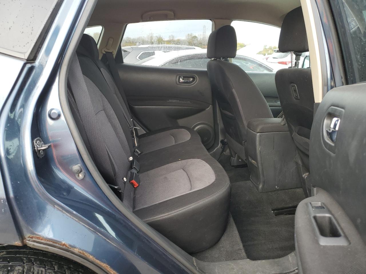 2013 Nissan Rogue - Image 11