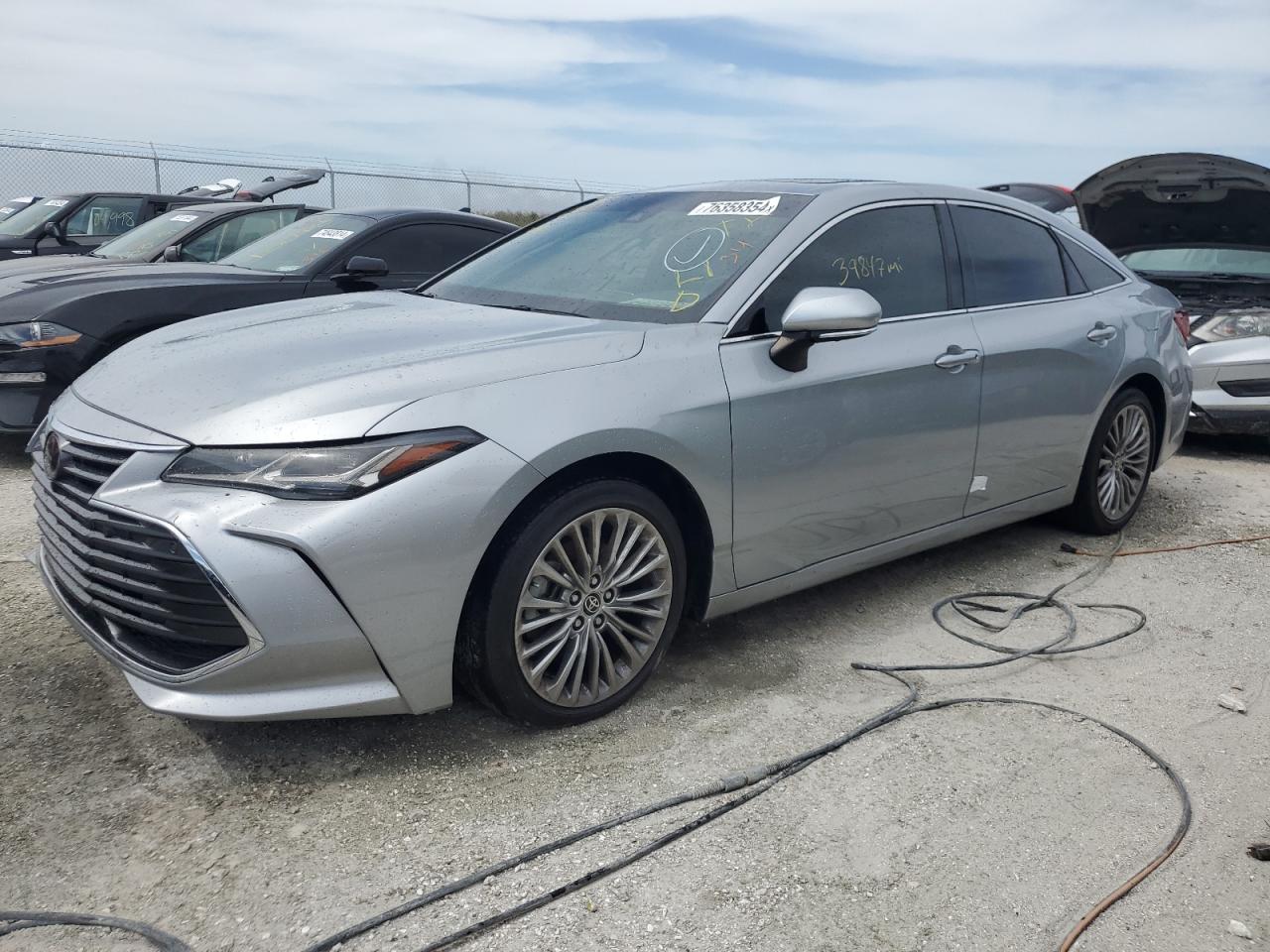 2021 Toyota Avalon - Image 1