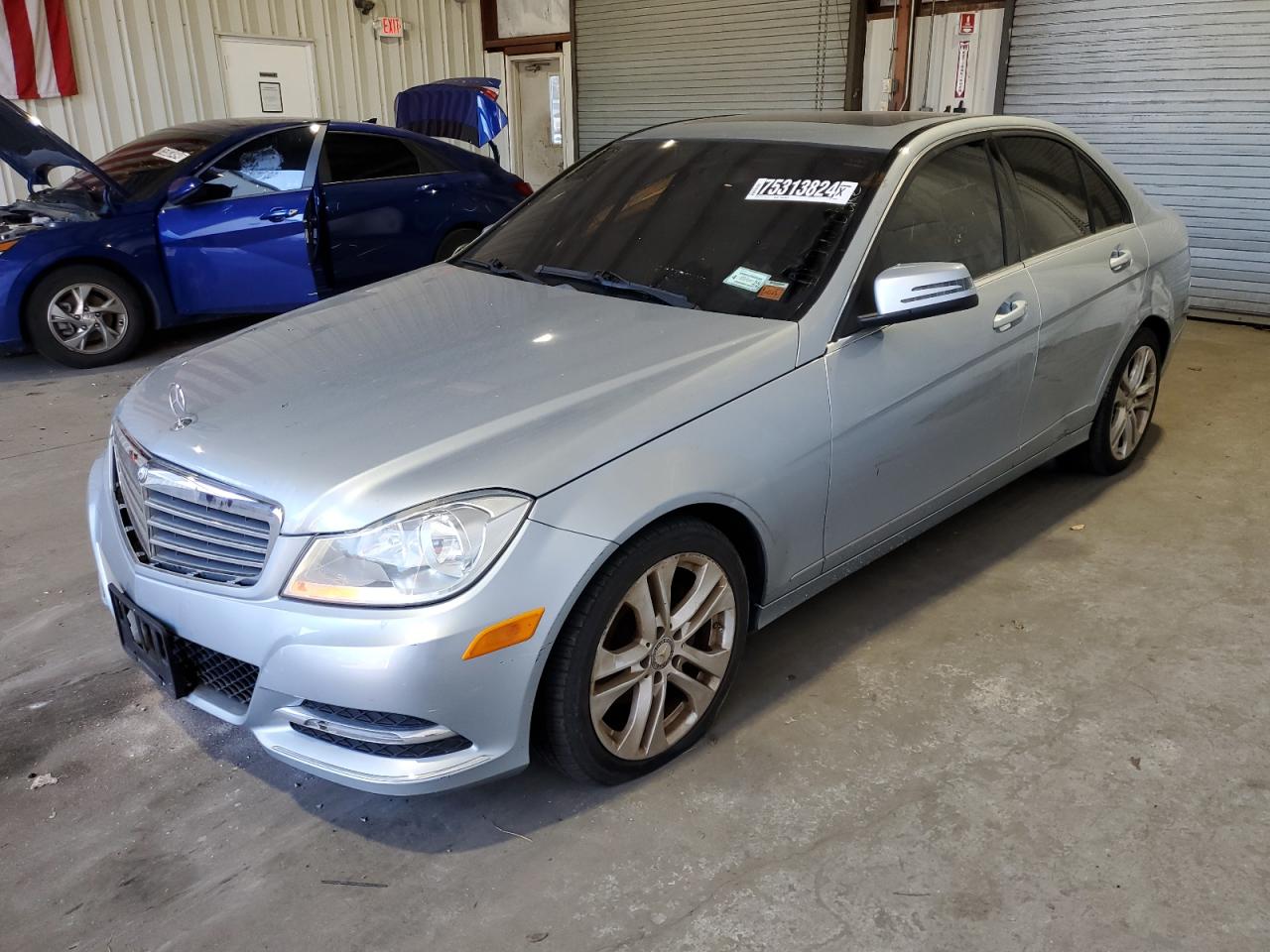 VIN WDDGF4HB1DR269495 2013 MERCEDES-BENZ C-CLASS no.1