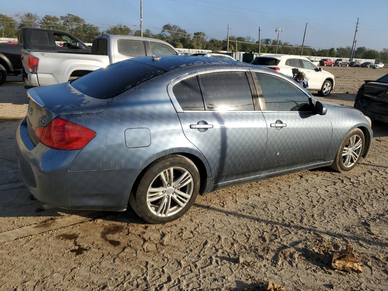 2010 Infiniti G - Image 3