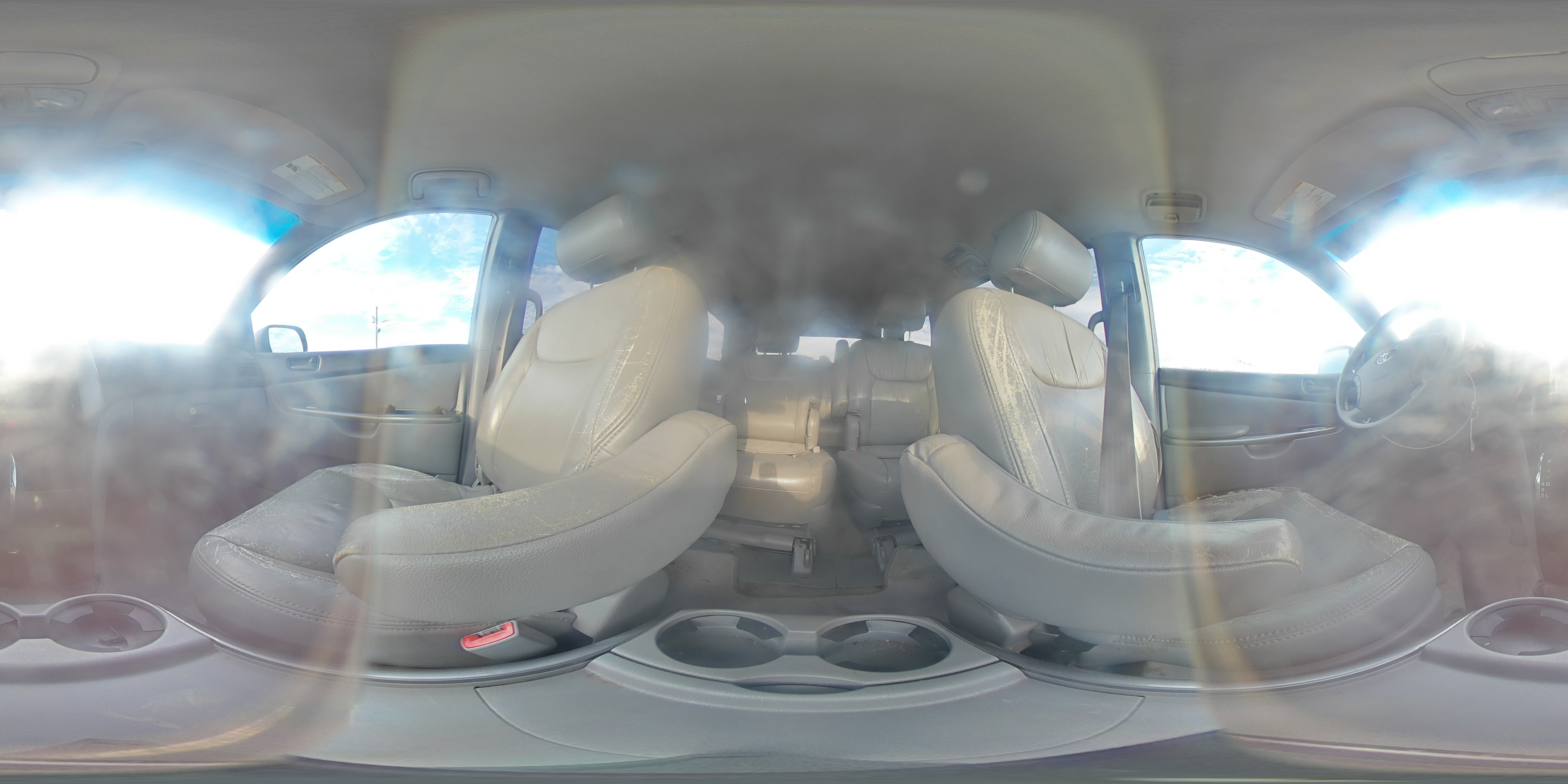 2007 Toyota Sienna - Image 13