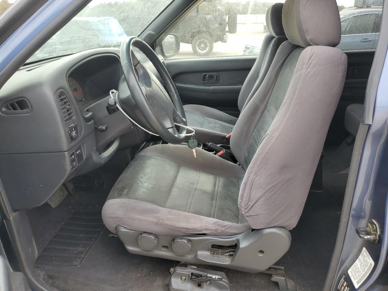 2000 Nissan Pathfinder Le VIN: JN8AR07Y8YW399646 Lot: 76625114