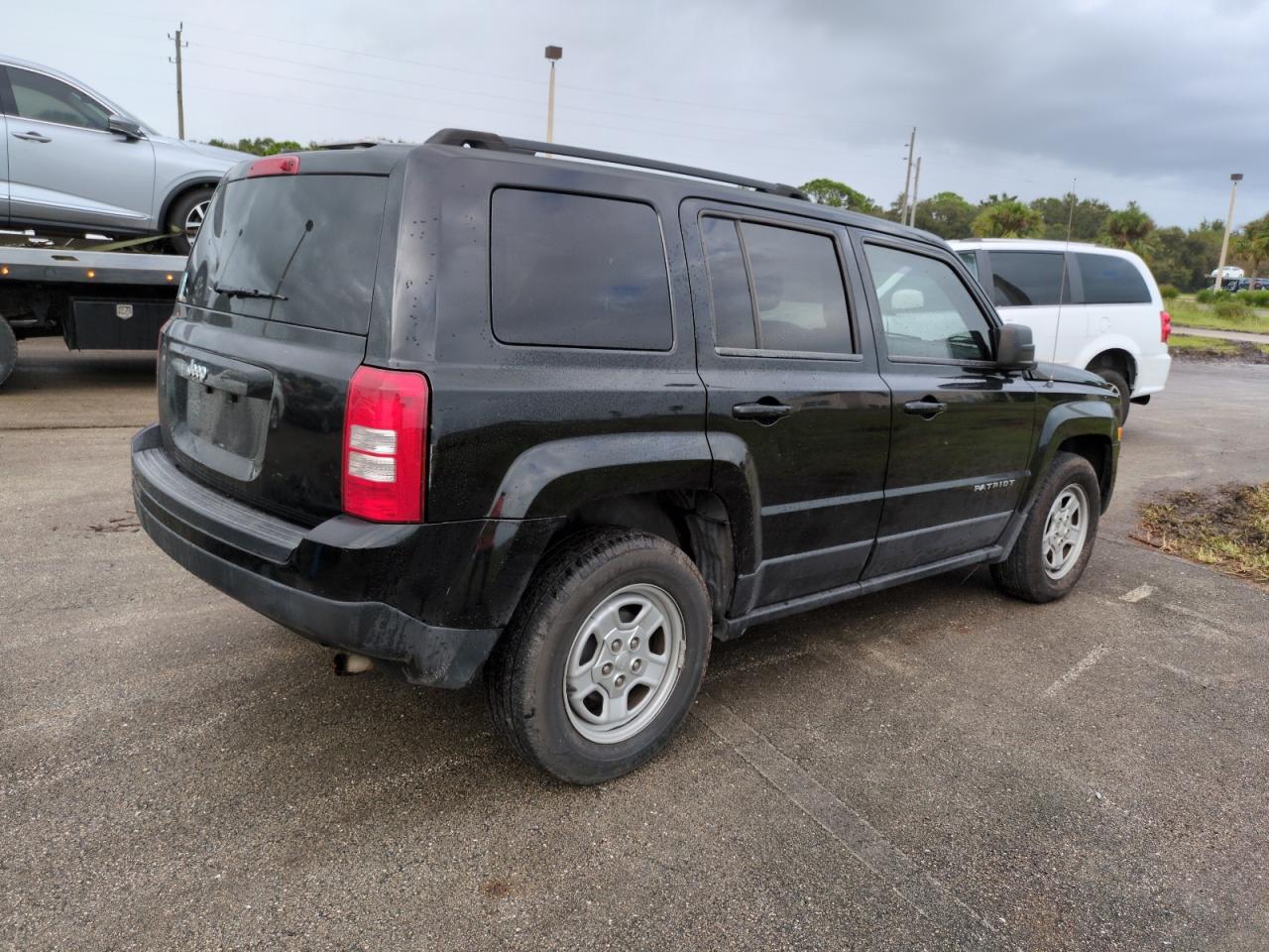 2014 Jeep Liberty (Patriot) - Image 3