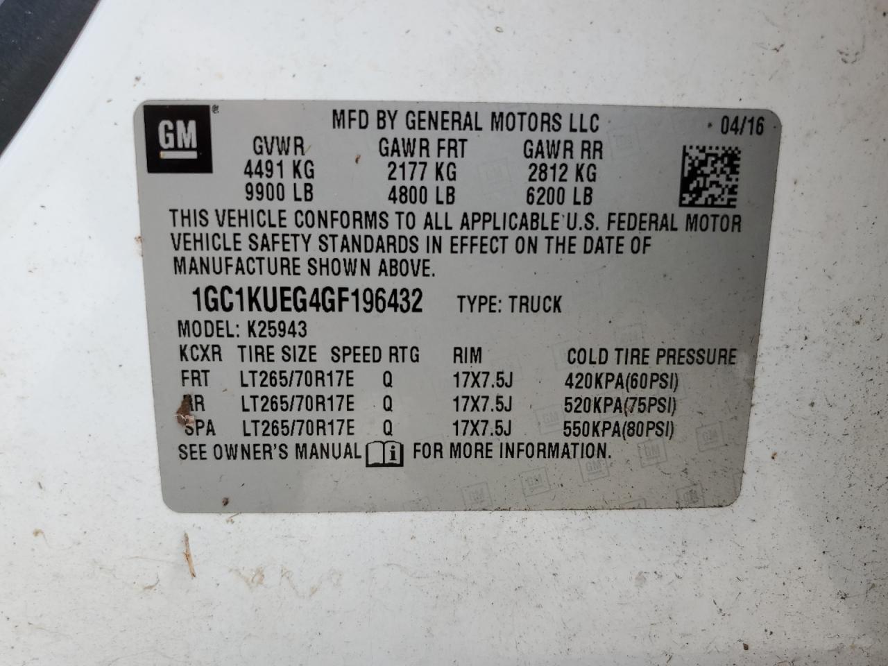 2016 Chevrolet Silverado - Image 13