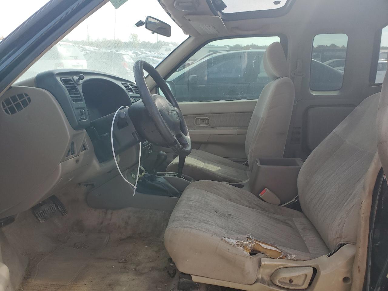 1999 Nissan Navara (Frontier) - Image 7