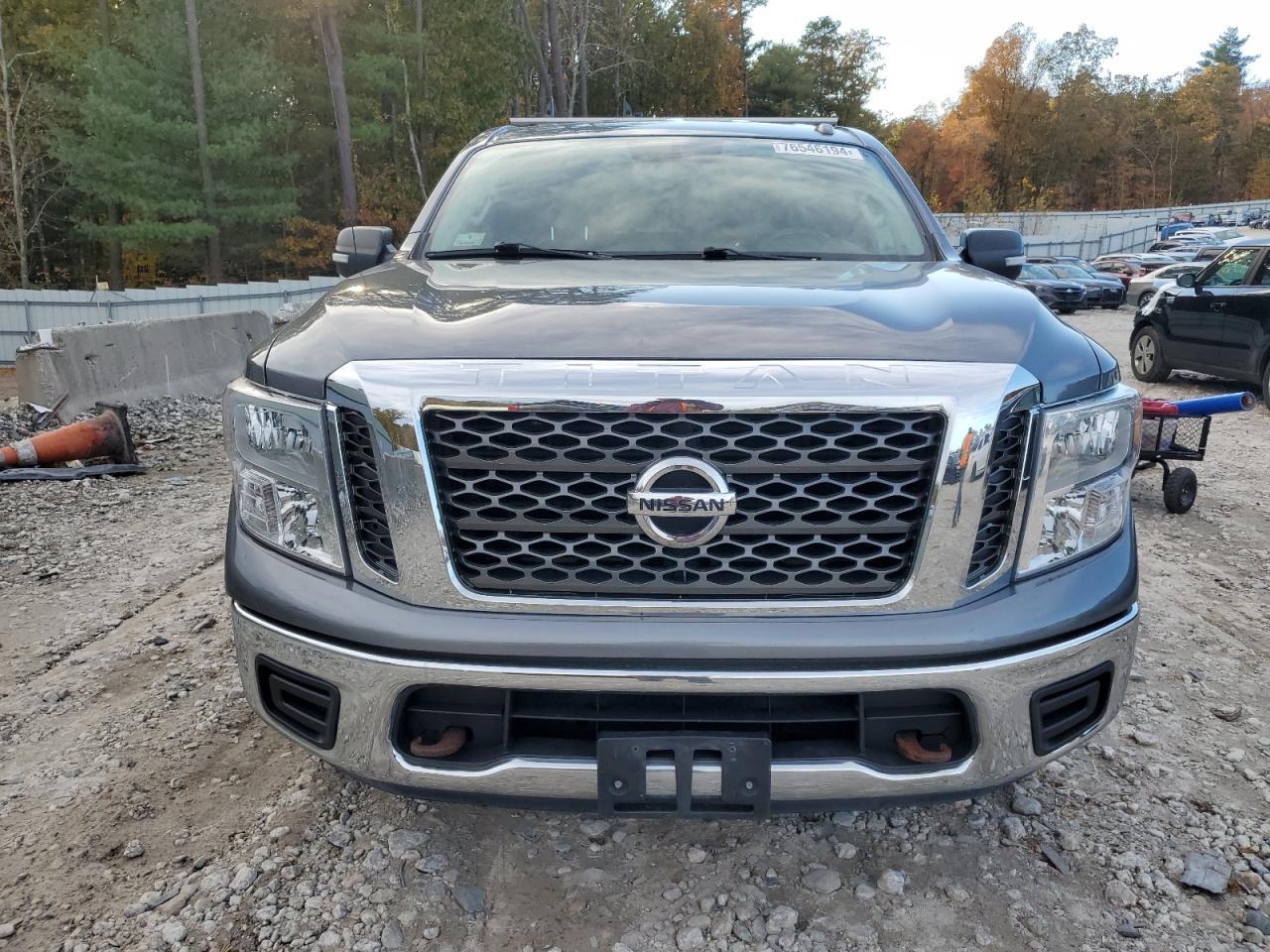2018 Nissan Titan - Image 5