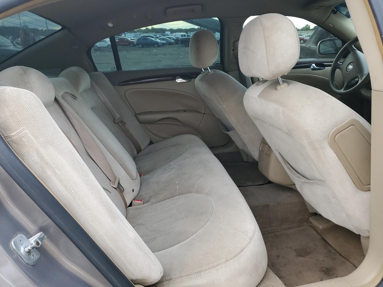 2006 Buick Lucerne - Image 11