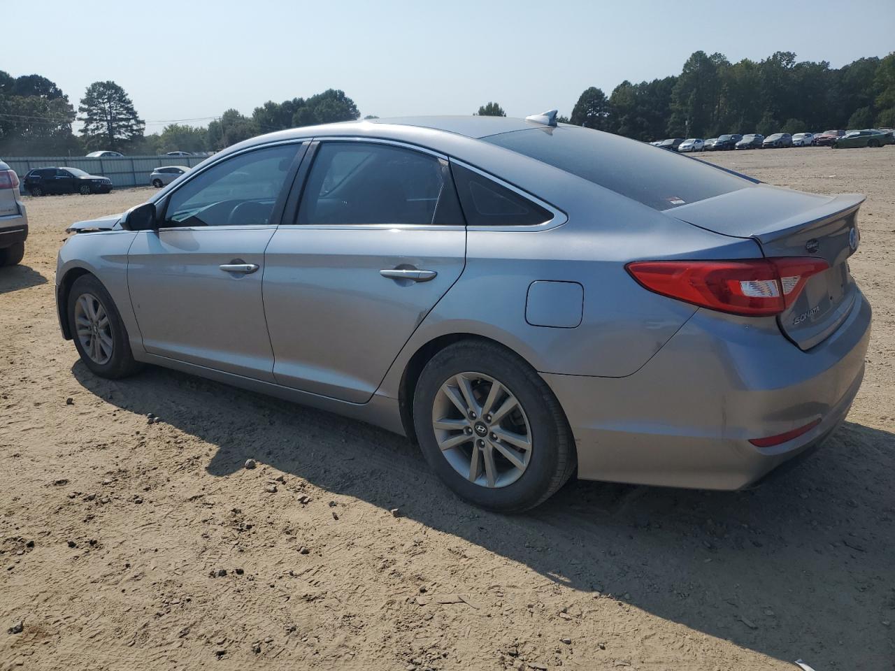 2015 Hyundai Sonata - Image 2