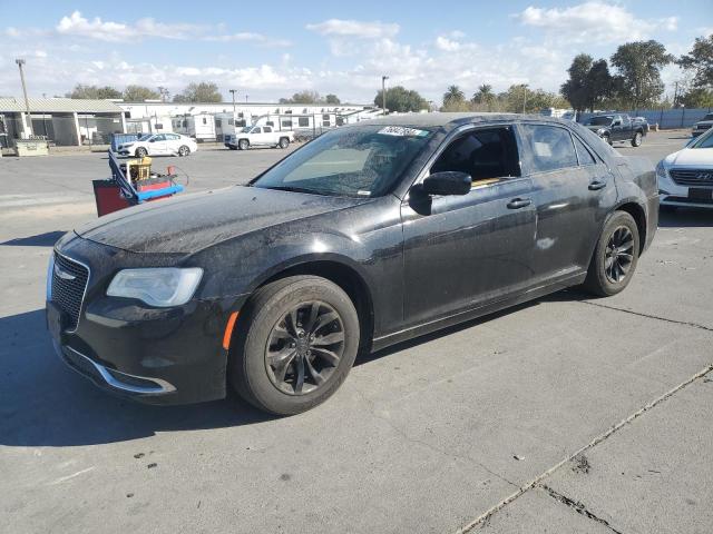 2015 Chrysler 300 Limited