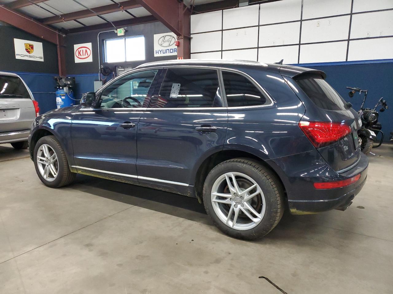 WA1L2AFP7GA117400 2016 AUDI Q5 - Image 2