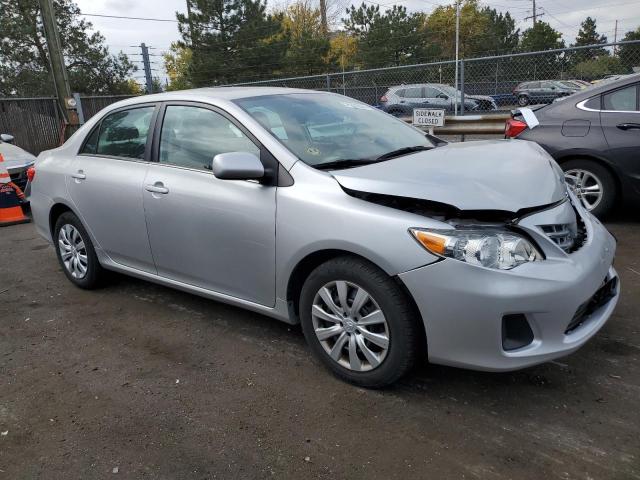Седаны TOYOTA COROLLA 2013 Серебристый
