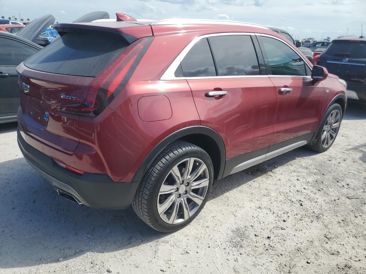 1GYFZCR44KF207279 2019 Cadillac Xt4 Premium Luxury