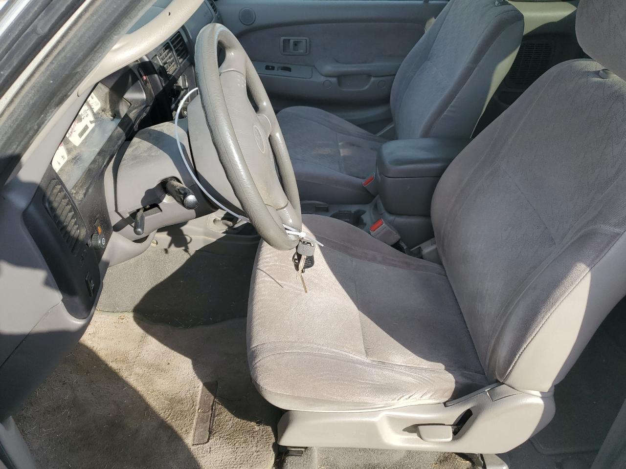 2002 Toyota Tacoma - Image 7