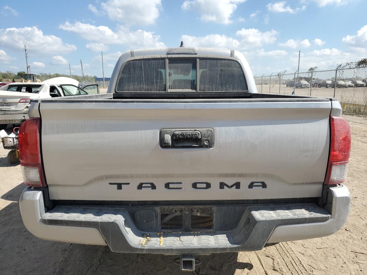 2020 Toyota Tacoma Double Cab VIN: 5TFAX5GN2LX187820 Lot: 76962914