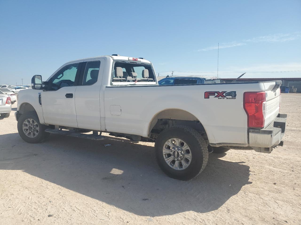 2022 Ford F250 - Image 2
