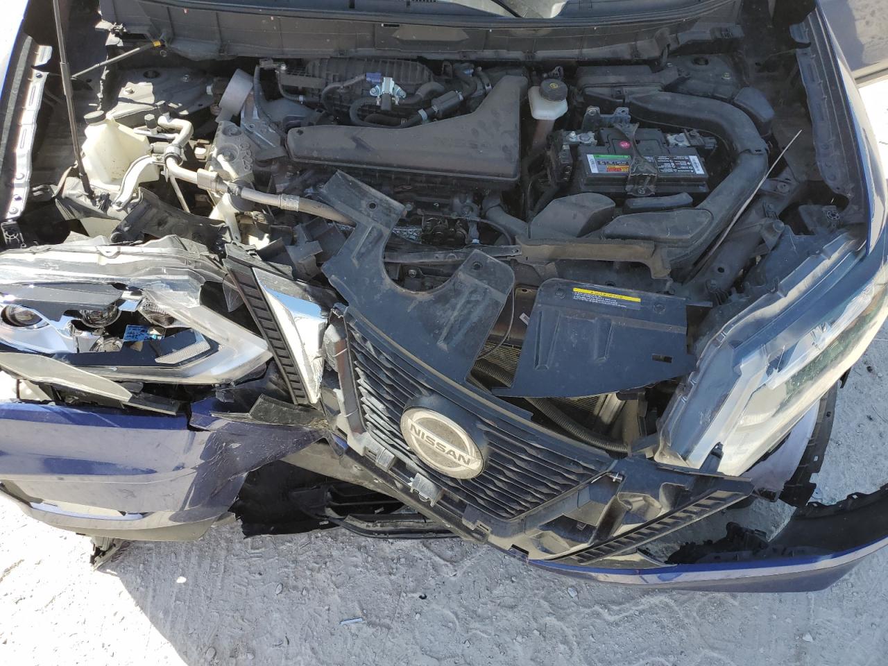 2019 Nissan Rogue - Image 13