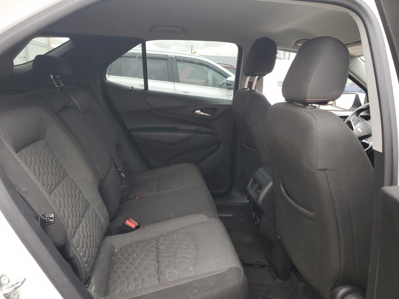 2018 Chevrolet Equinox - Image 11