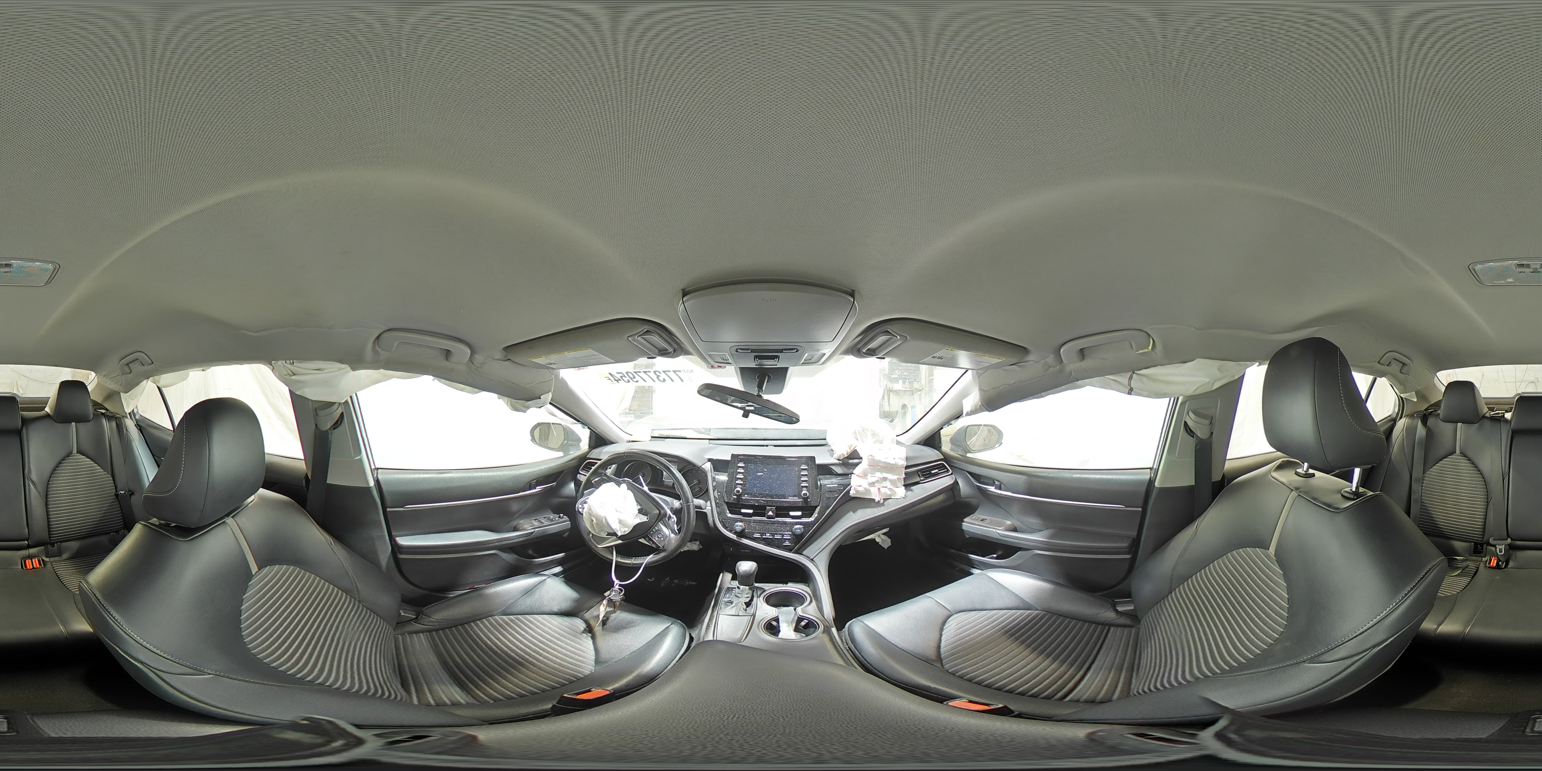 2021 Toyota Camry - Image 14