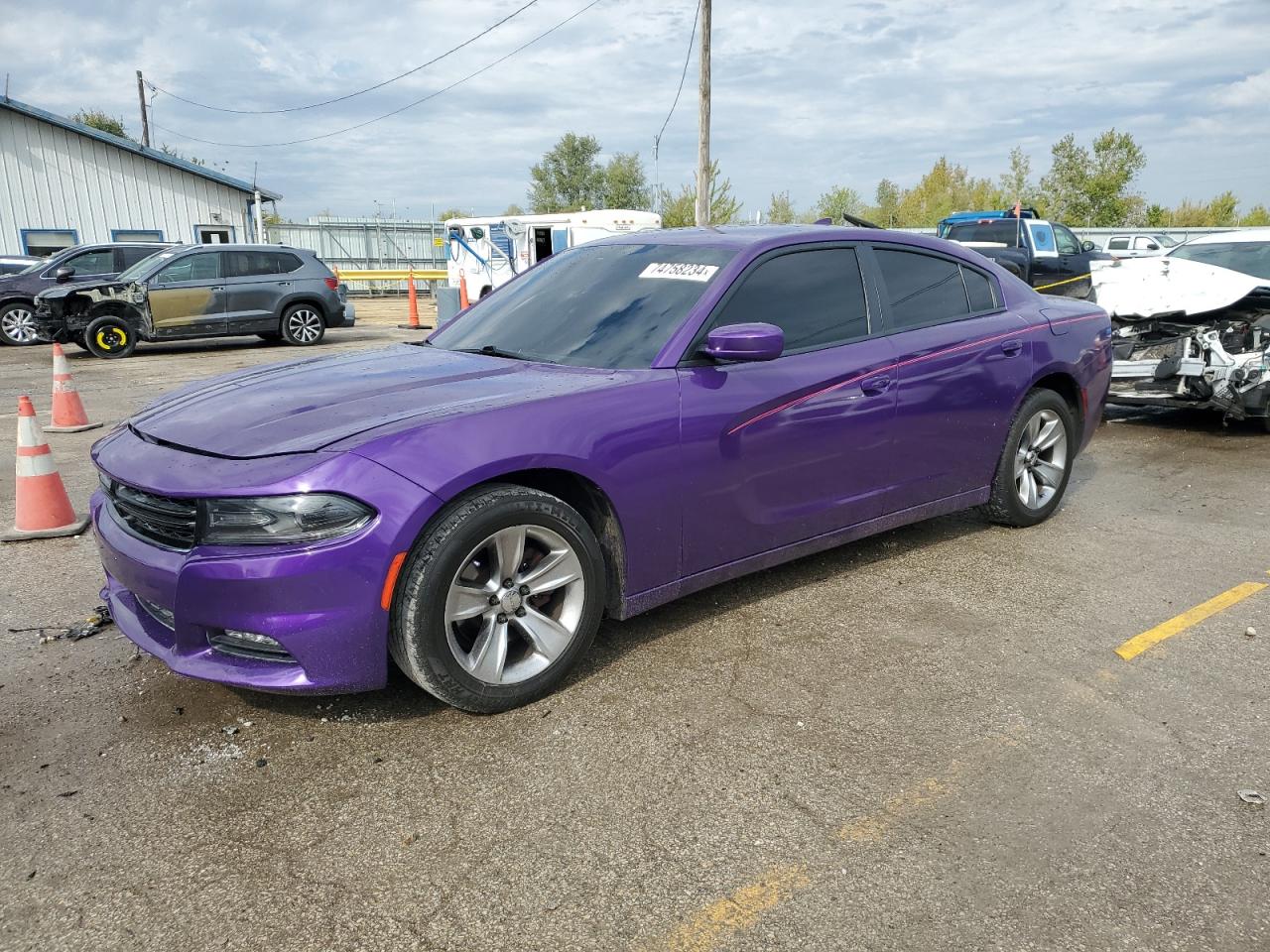 2C3CDXHG8GH215261 2016 DODGE CHARGER - Image 1