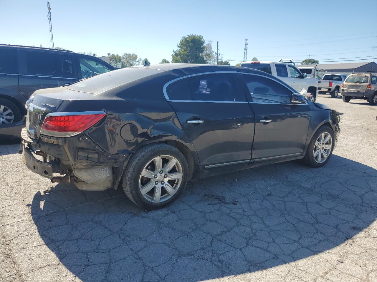 VIN 1G4GC5E32DF198570 2013 BUICK LACROSSE no.3