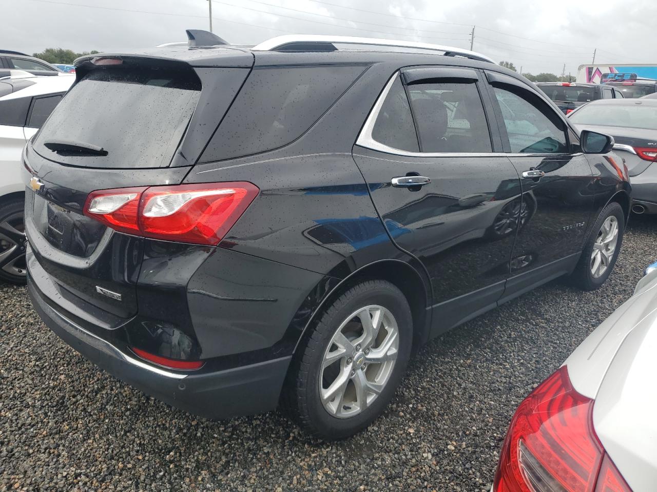 VIN 2GNAXMEVXJ6217602 2018 CHEVROLET EQUINOX no.3