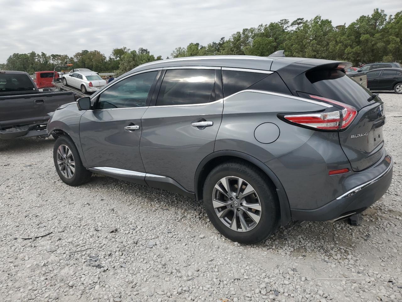 2017 Nissan Murano - Image 2