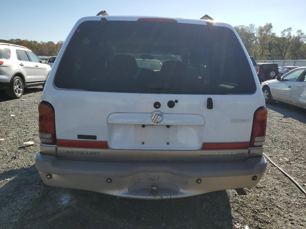 2000 Mercury Mountaineer VIN: 4M2ZU66P8YUJ40296 Lot: 77108224