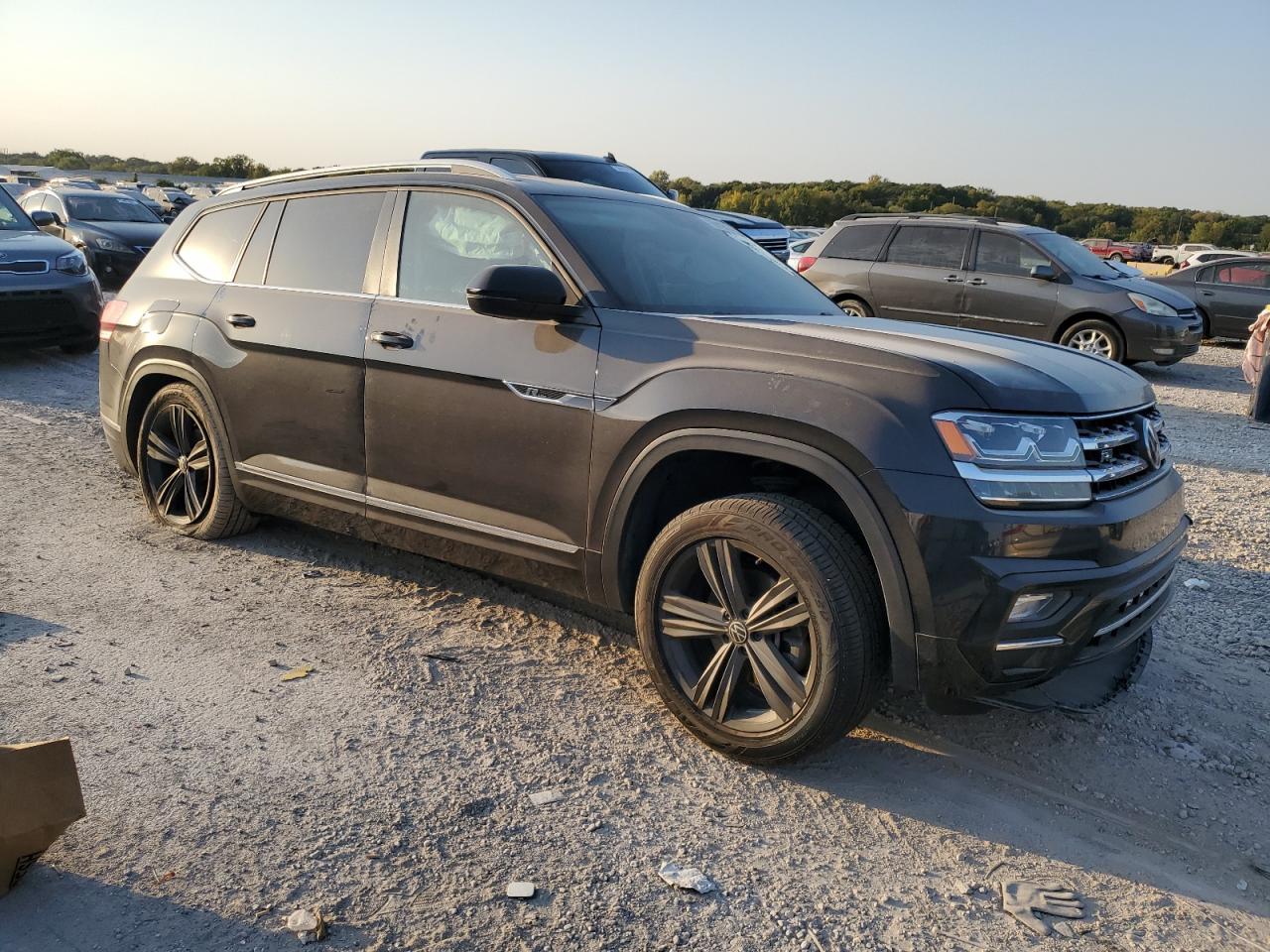 2018 Volkswagen Atlas - Image 4