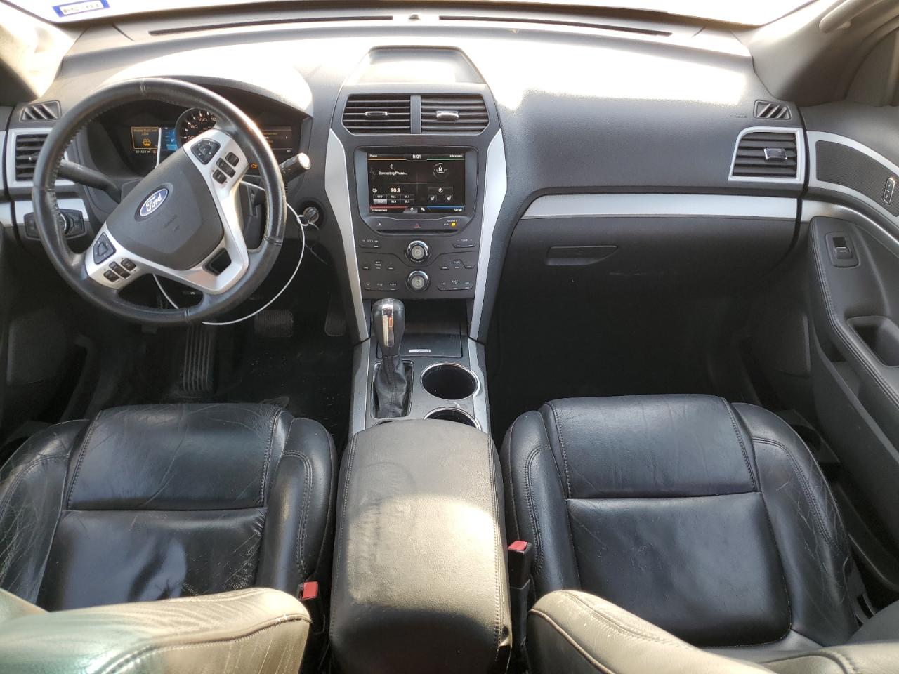 2012 Ford Explorer - Image 8