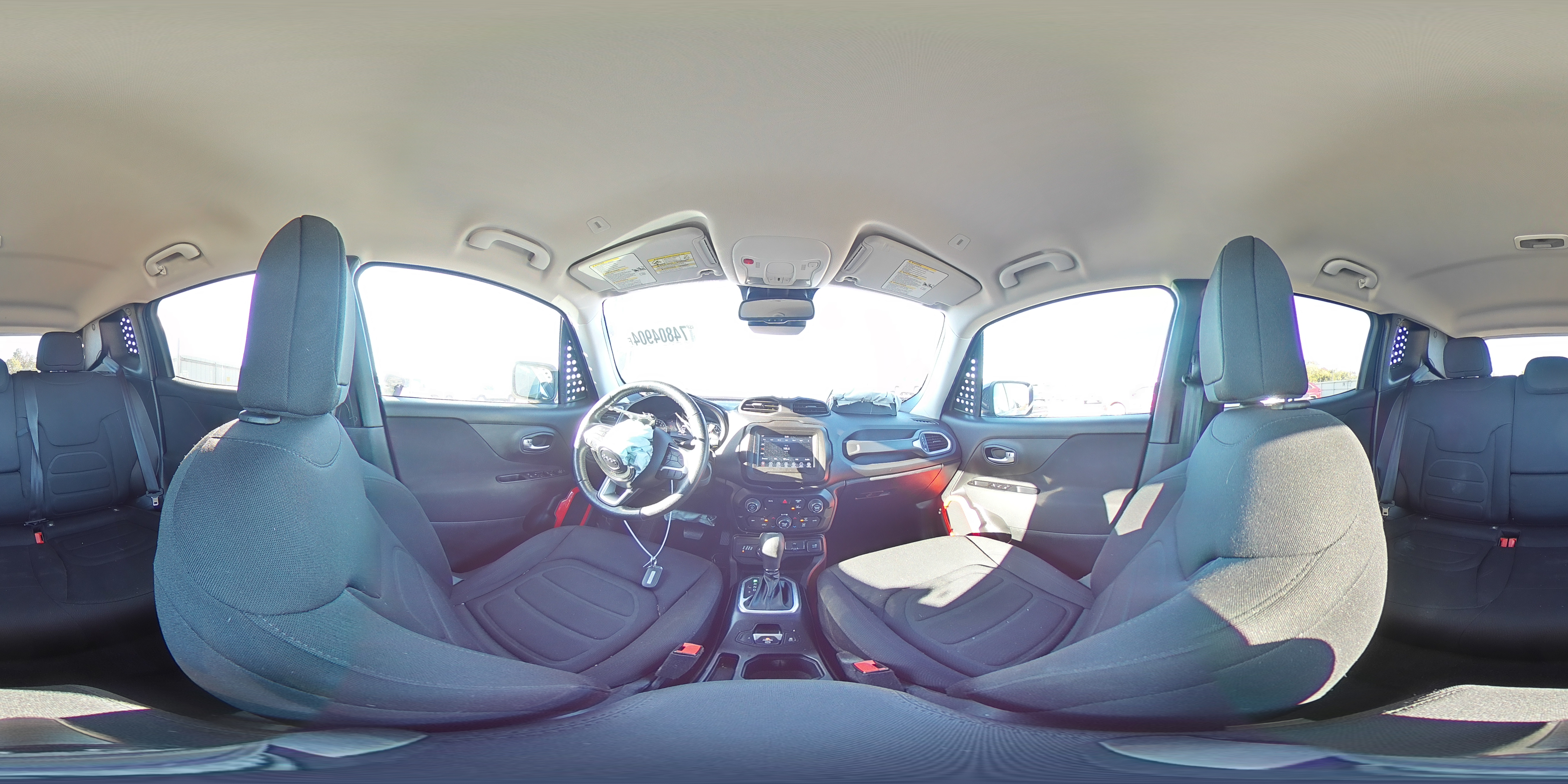 2021 Jeep Renegade - Image 13