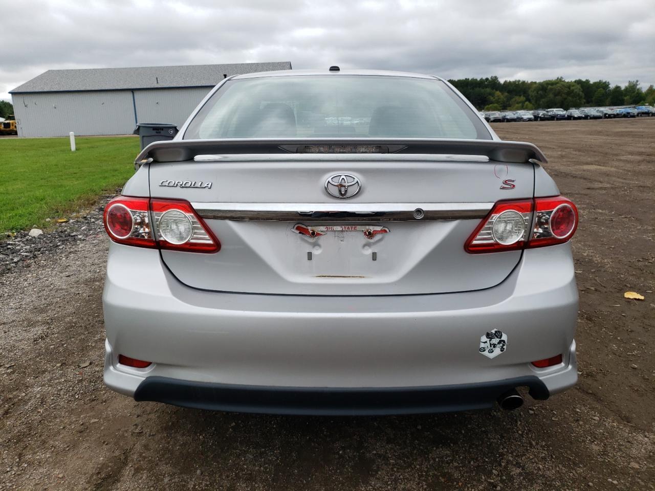 2013 Toyota Corolla Base VIN: 2T1BU4EE3DC106429 Lot: 73211744