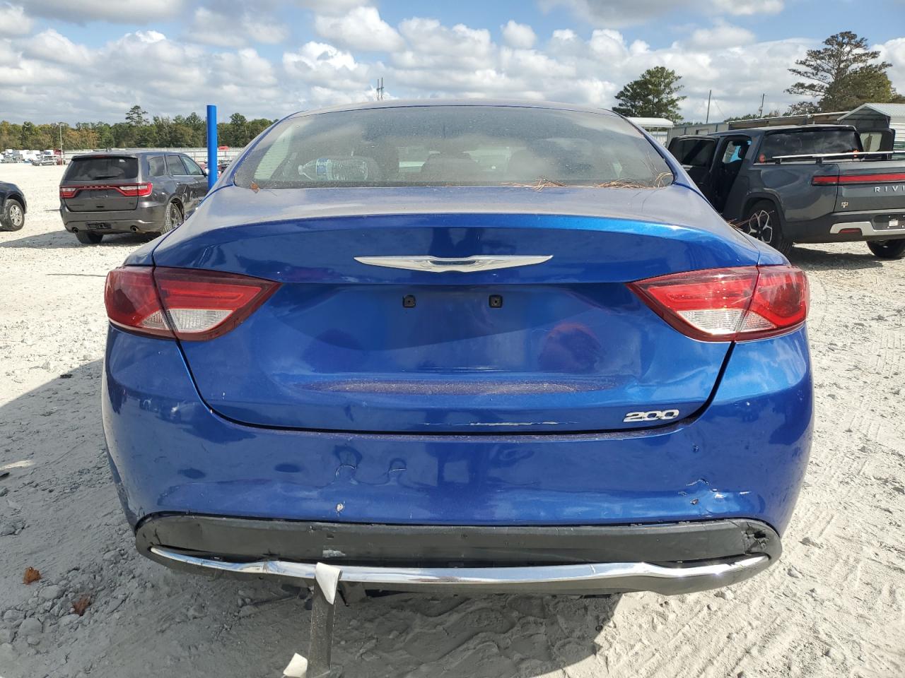 2015 Chrysler 200 - Image 6