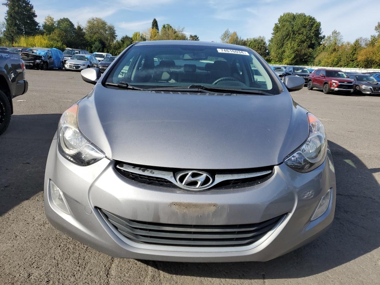 2012 Hyundai Elantra - Image 5