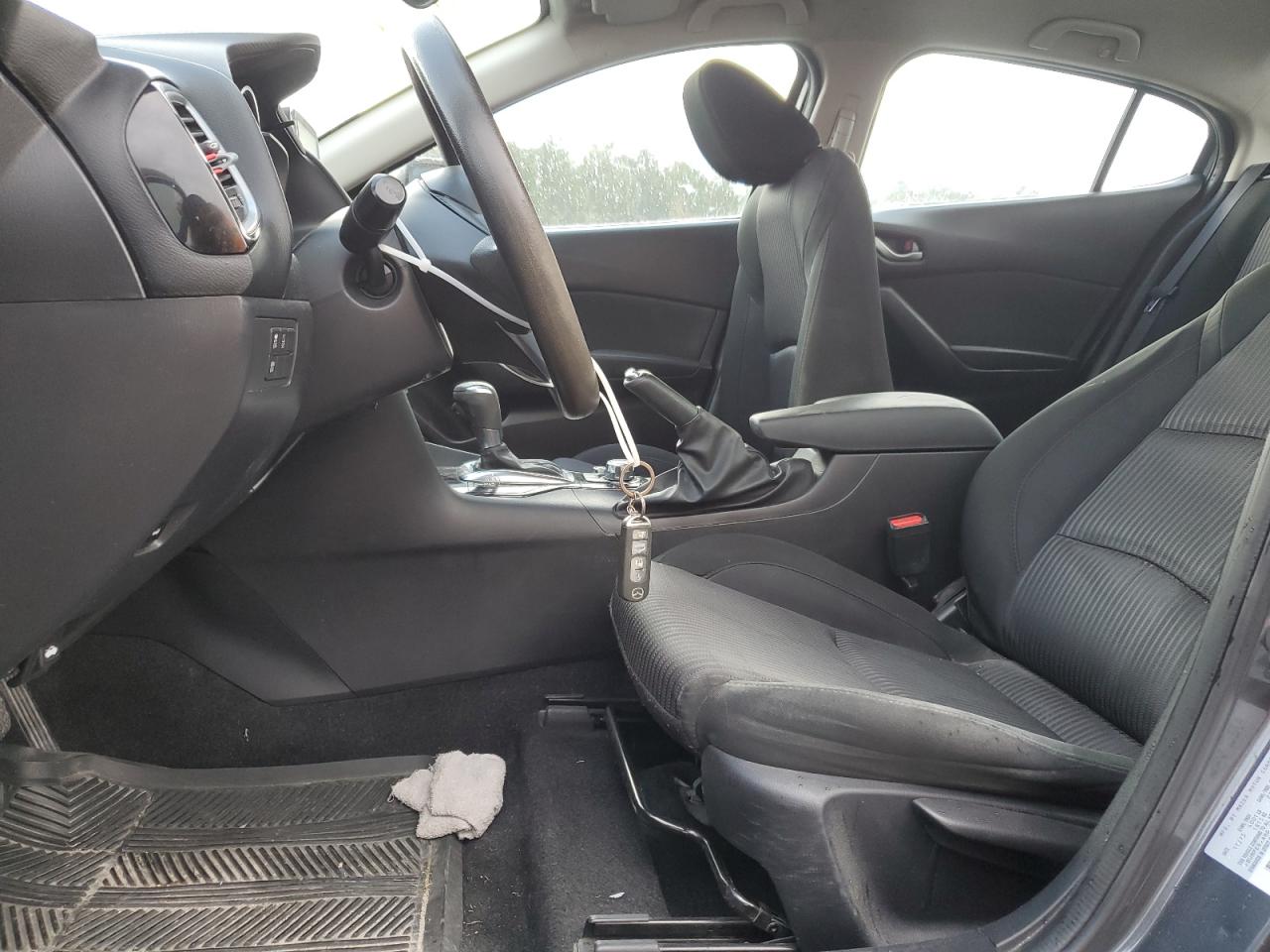 2016 Mazda 3 - Image 7