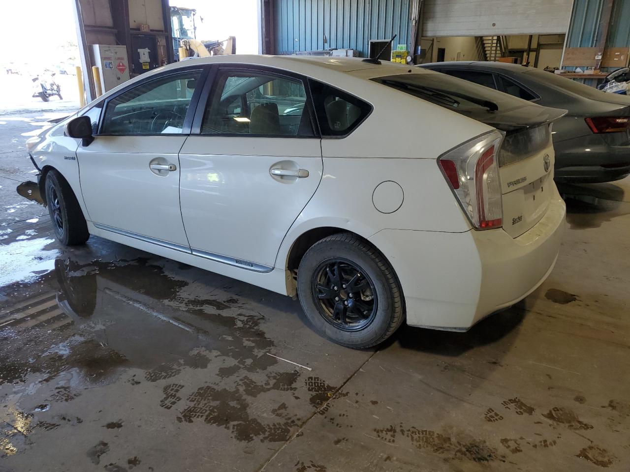 2012 Toyota Prius - Image 2
