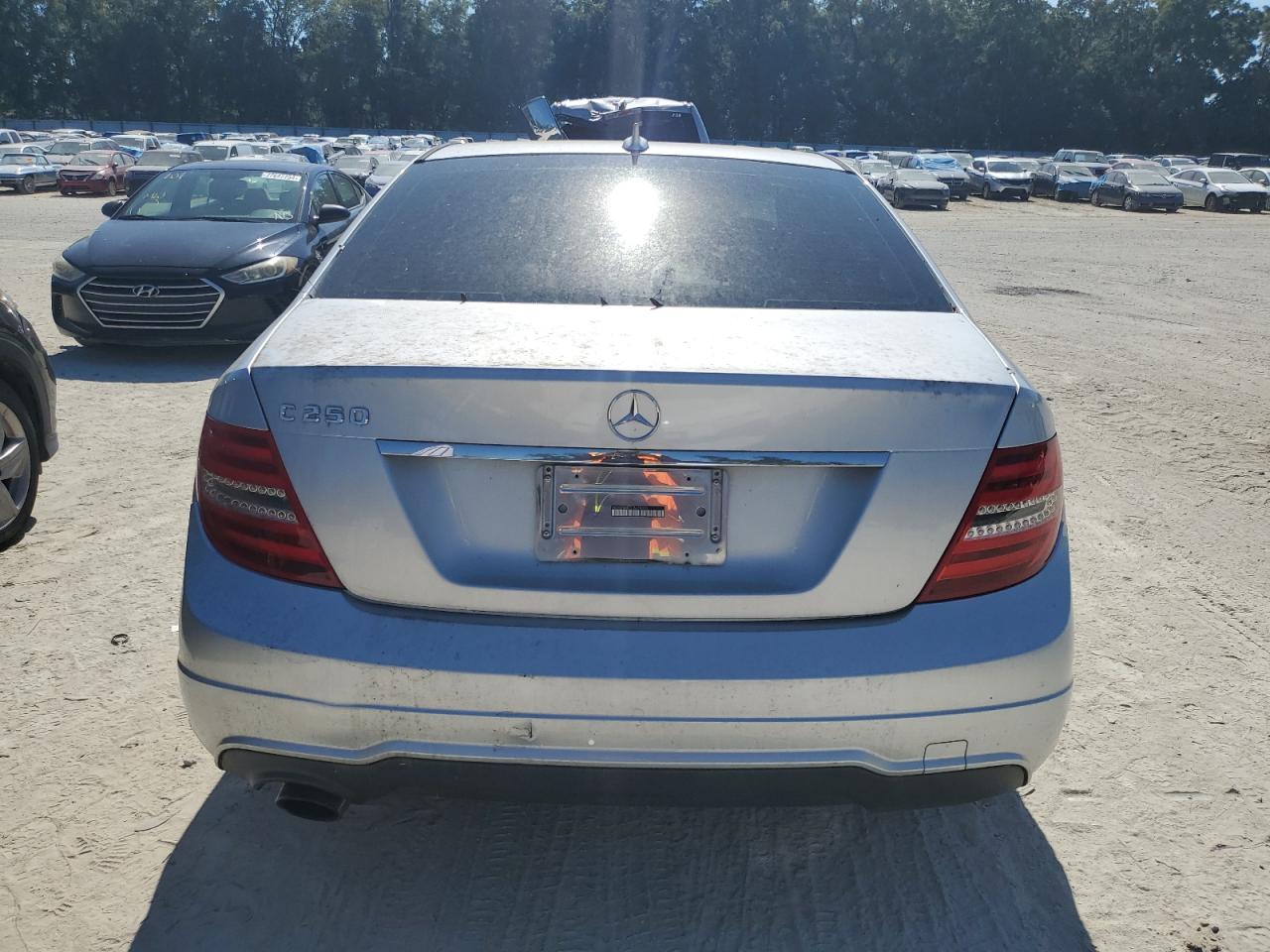 2012 Mercedes-Benz C 250 VIN: WDDGF4HB7CA618303 Lot: 76665094